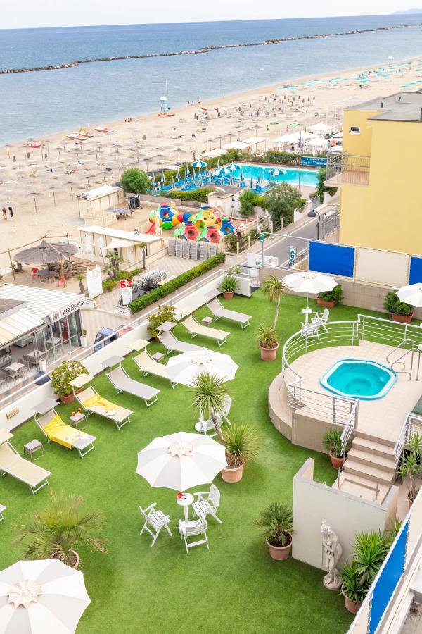 Hotel Igea Spiaggia Bellaria-Igea Marina Exterior foto